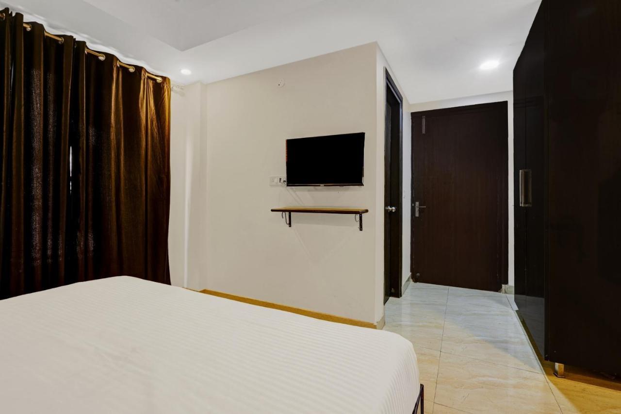 Super Townhouse Tipsyy Near Bestech Central Square Mall Gurgaon Bagian luar foto
