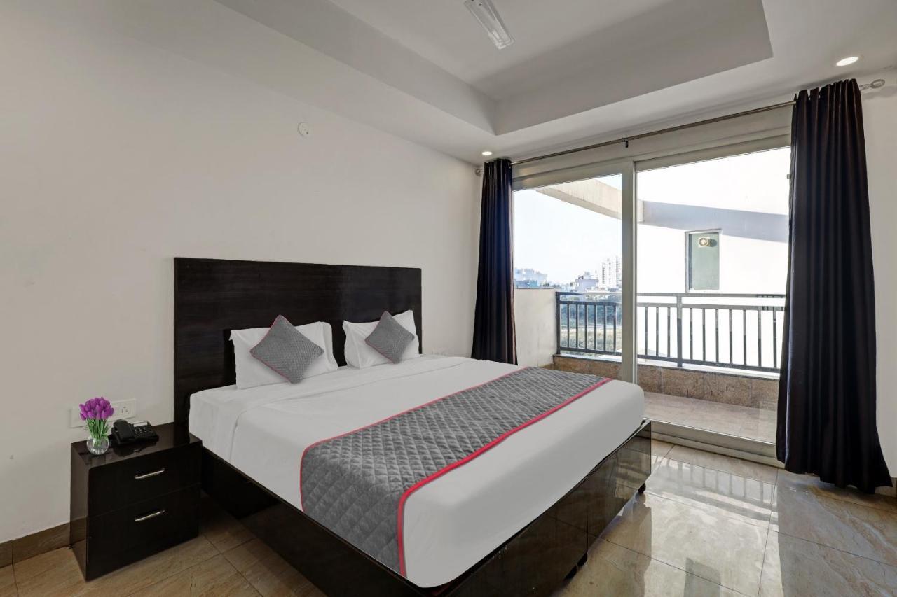Super Townhouse Tipsyy Near Bestech Central Square Mall Gurgaon Bagian luar foto