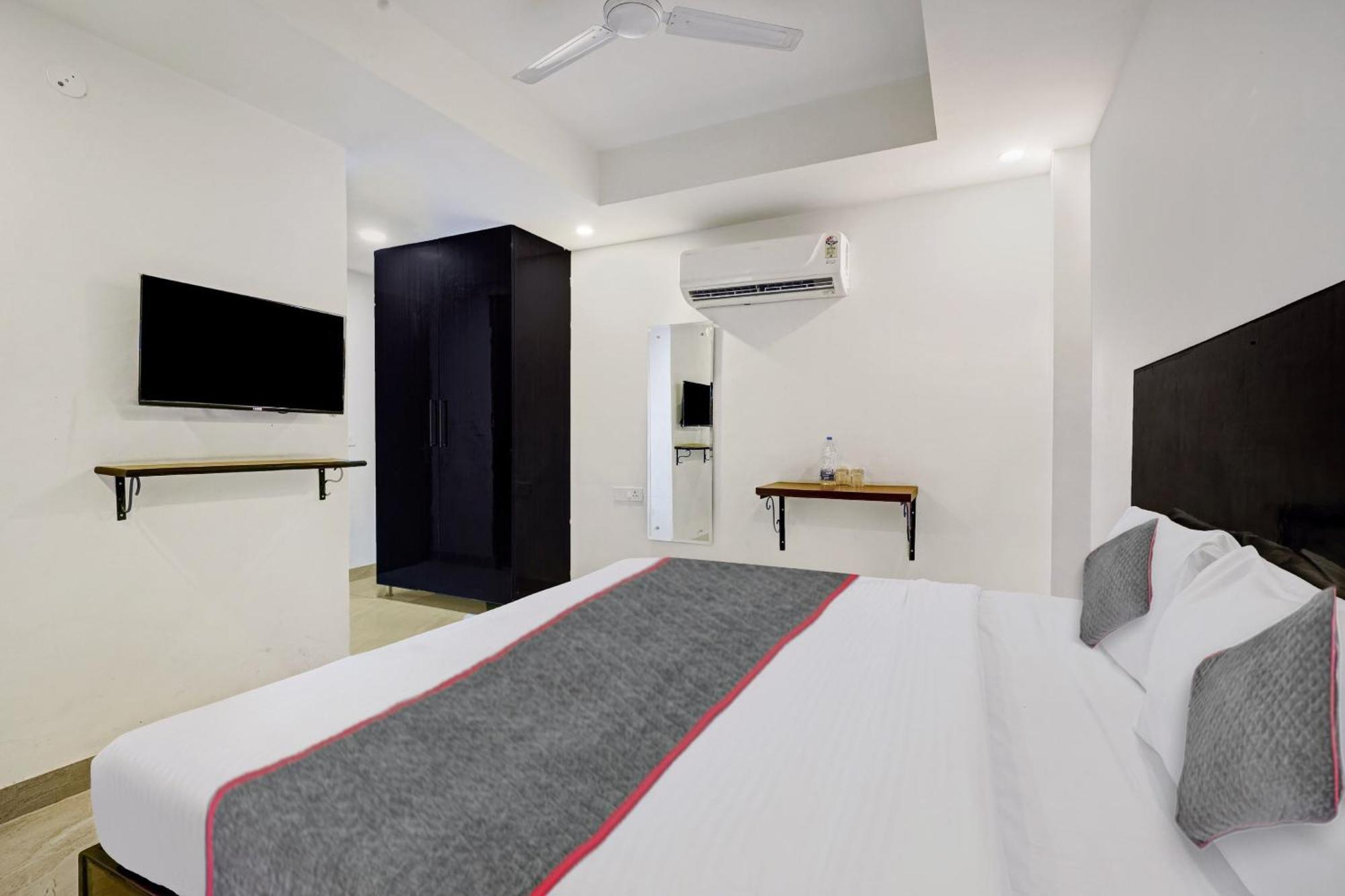 Super Townhouse Tipsyy Near Bestech Central Square Mall Gurgaon Bagian luar foto